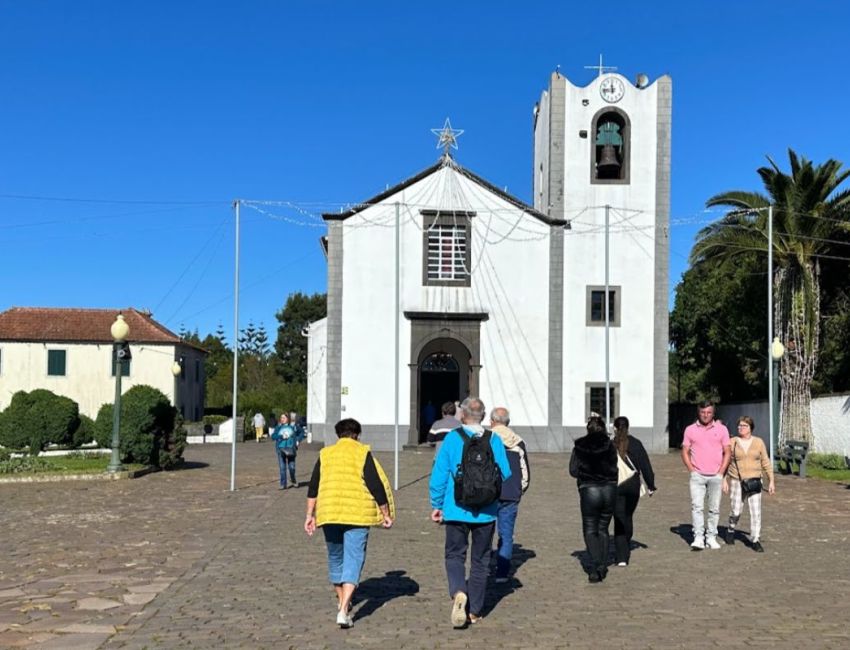 IGREJA PAROQUIAL DO SANTO DA SERRA